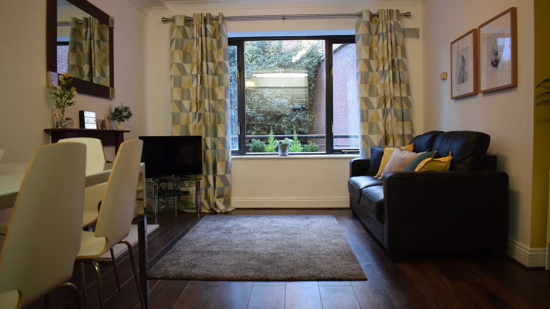 1 Bedroom Apartment In Central Dublin